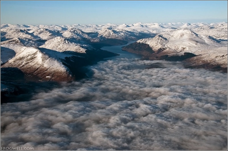 Low cloud over Loch Lomond.jpg
